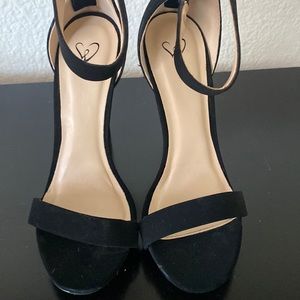 High Heels!👠 Like New !